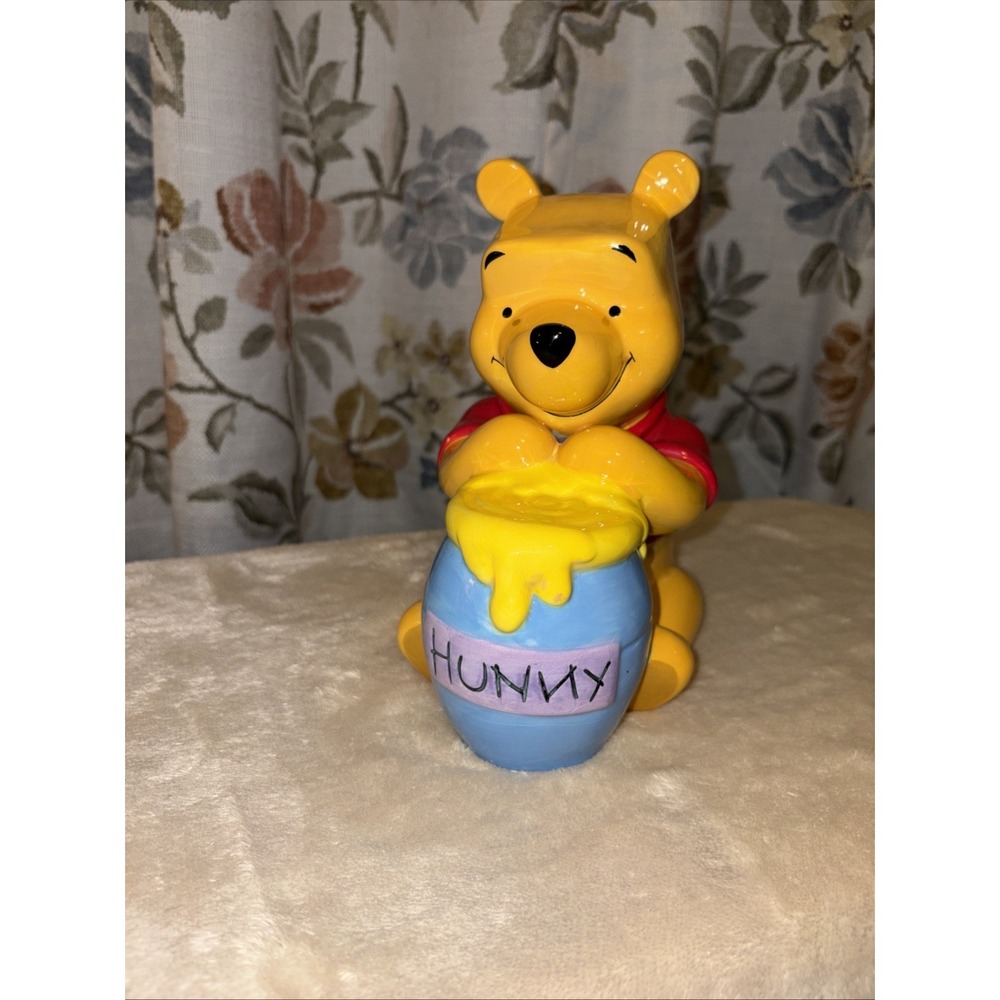 Collectable Walt Disney Winnie The Pooh Honey Pot Ceramic Bank